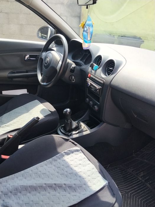 Vând Seat Ibiza 2005