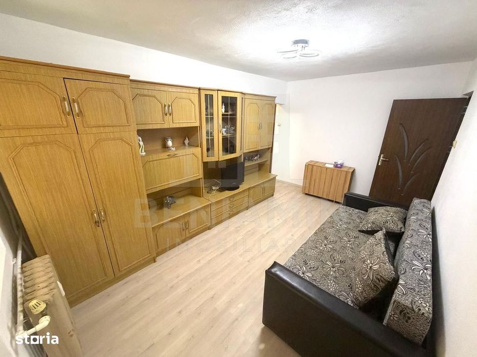 3 camere semidecomandat zona Materna -etaj 1- vedere bilaterala
