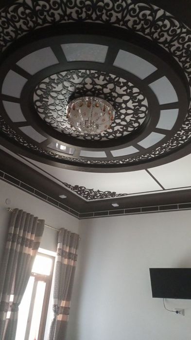 SROCHNO !!! 2 sutikli xovli sotiladi 5 xona + 1 xona padval + katta xo