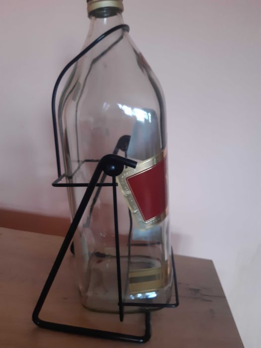 Галон от уиски JOHNNIE WOLKER на люлка, 4.5 литра