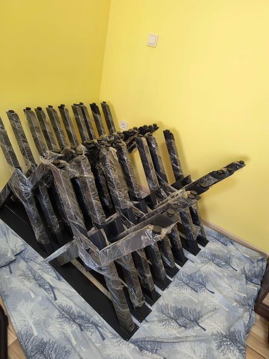 Продават се шестместни трапезни маси от Орех 160см80см5см/850лв