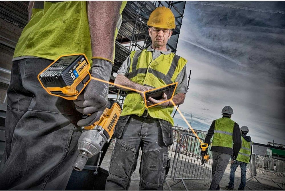 Акумулаторен Винтоверт Dewalt DCD996N Батерия 5Ah Зарядно Голям Куфар
