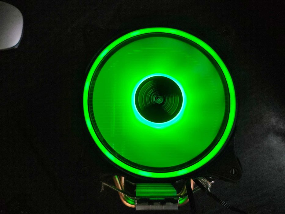 Cooler CPU Pro Gaming 4 Pipes 230W TDP ARGB Universal.