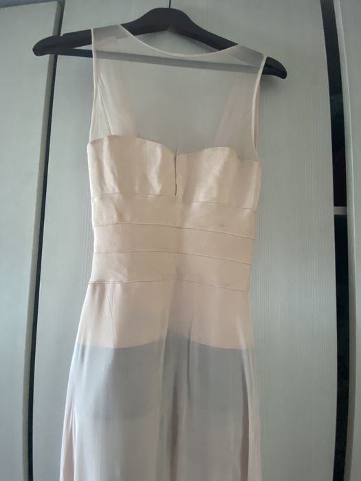 Бандажное платье