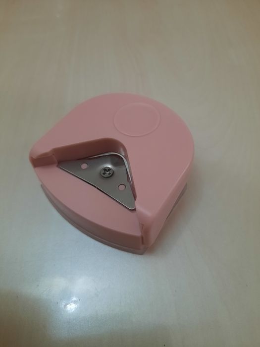 Округлитель углов для бумаги