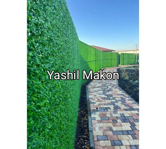 Suniy gazon devor искусственный забор