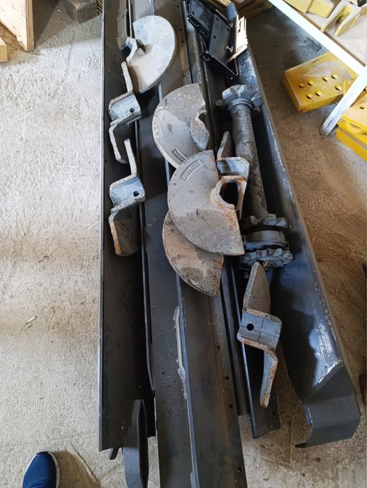 Асфальтоукладник