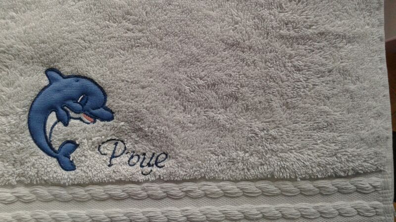 Машинна бродерия и шивашки услуги Бургас