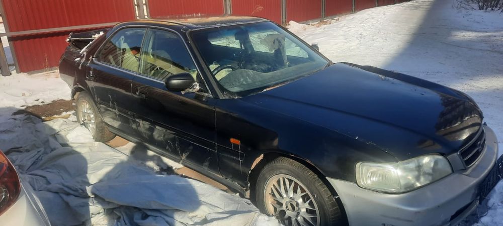 Продается аварийная Хонда Сабер 2,5