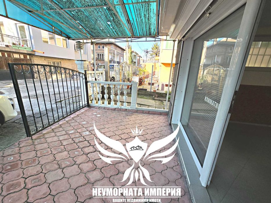 Дава се под наем Магазин в Асеновград - 21 кв.м за 207 € - Снимка #4