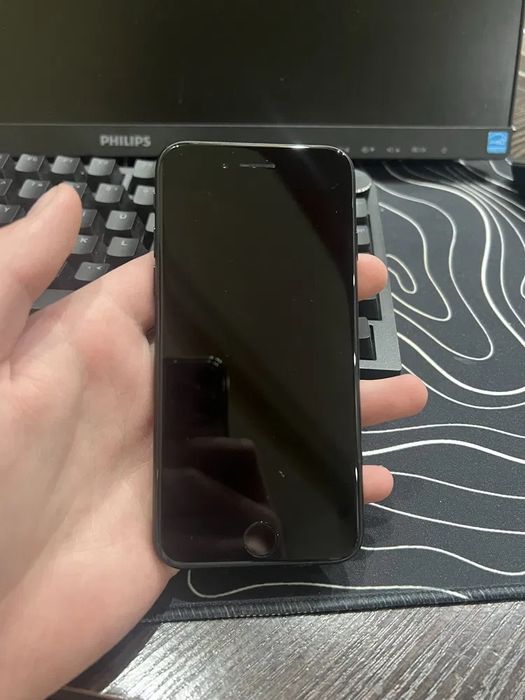 Продам iPhone SE 2 100% Батарея Айфон СЕ 2022