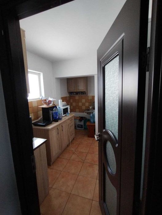 Propietar Vand Apartament 2 camere decomandat 50 mp Centrală Ariston Noua pe cupru , etaj 4/4 – Acoperis Hidroizolat Fara Infiltratii Razboieni
