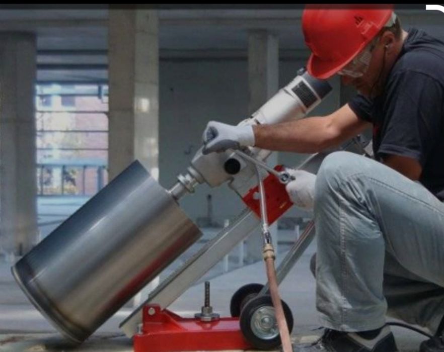 Алмазное сверление.