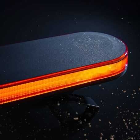 Аварийна лампа STRANDS big energy warning light roof bar 900MM