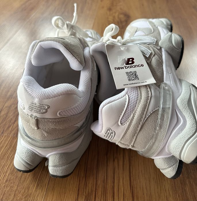 Мъжки маратонки New Balance 9060 бяло със сиво