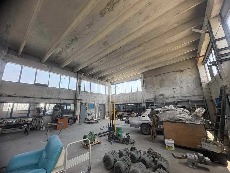 Дава се под наем Промишлена сграда в София, Военна рампа - 500 кв.м за 3500 € - Снимка #17