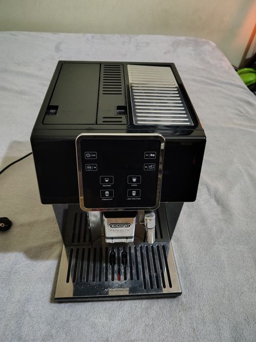 Кафе автомат Делонги перфекта ево