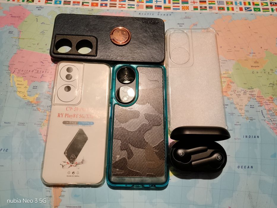 Honor X7b la cutie cu accesorii utile