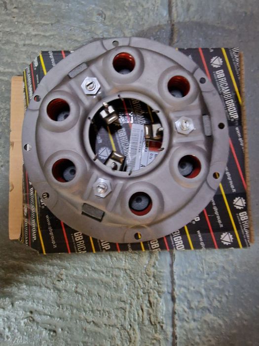 Placa presiune fiat 311.312.315 pe original preț 1290 lei se poate tri