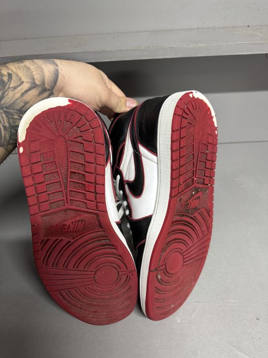 Jordan 1 High Bloodline - Marimea 43