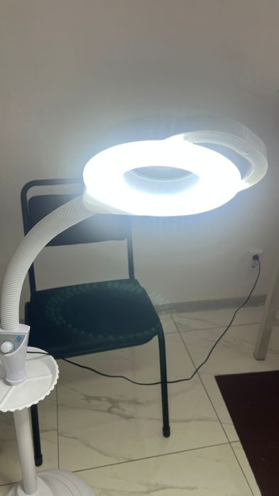 Напольная лампа-лупа Afrodita