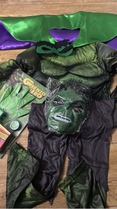 Продам карнавальные костюмы для детей