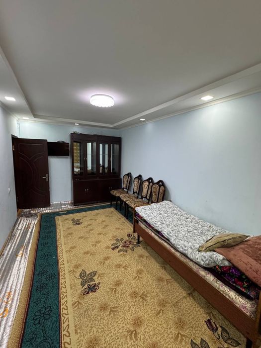 Октяабирь базори олдида 1х ижарага берилади