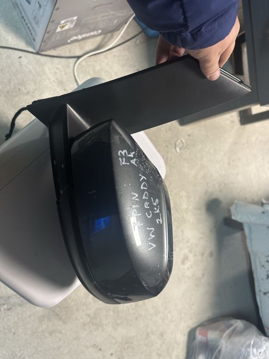 Огледала за VW Caddy