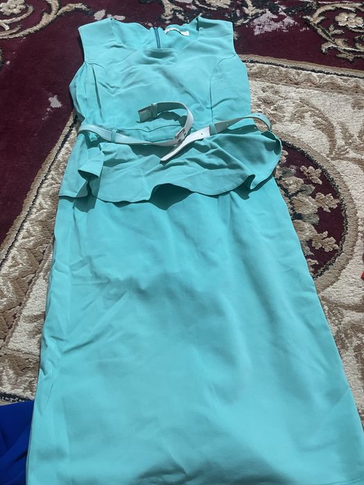 хаммаси холати яхши 1-2 бор кийилган , хаммаси бирдан сотаман 150 000