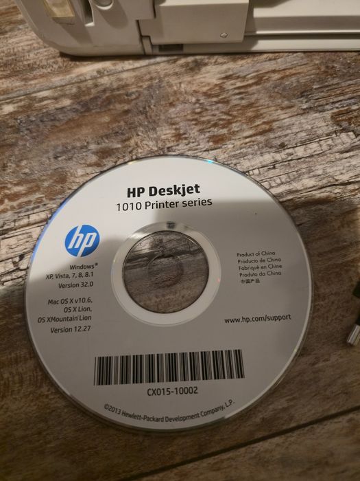 imprimantă HP Deskjet Ink Advantage 1015.