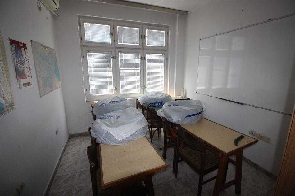 Офис в сграда - 6142