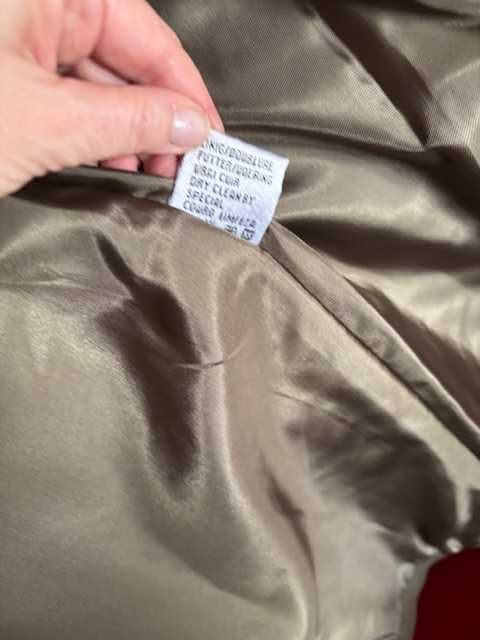 Geaca dama piele naturala. Marimea 38