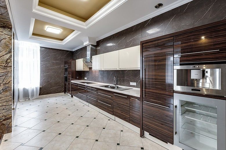 Отделочные работы  с гарантией и по договору.. Под ключ котеджи.