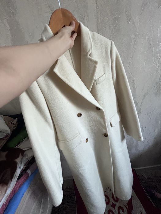 Көктемге пальто сатылады