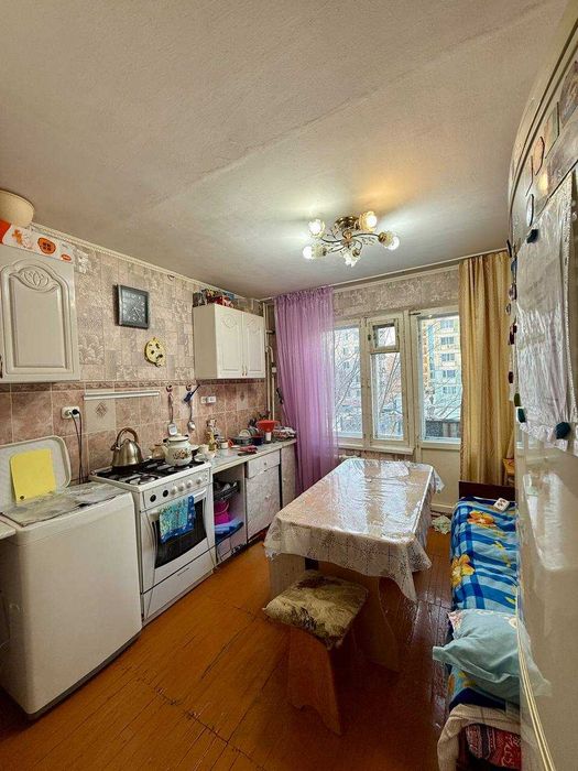 Продается 2-ком кв. в районе ЖД больницы