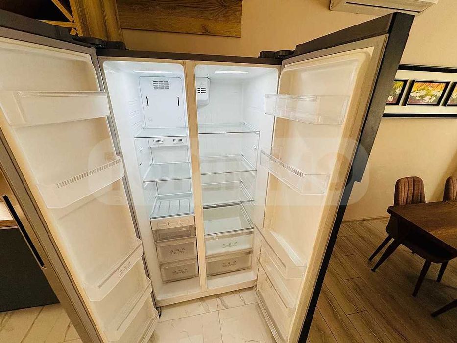 Дава се под наем Тристаен апартамент в Варна, Нептун - 110 кв.м за 920 € - Снимка #3