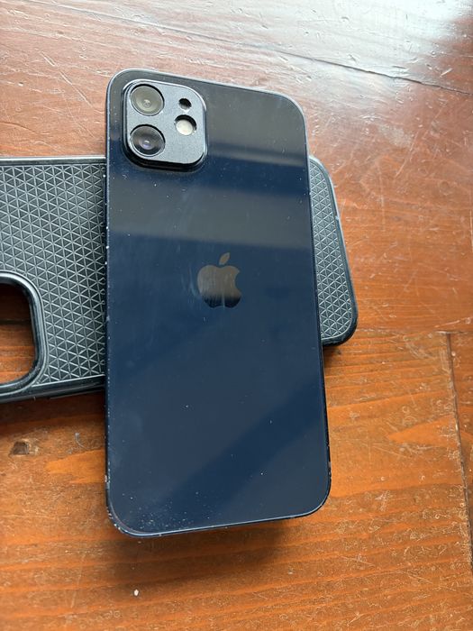 iPhone 12  64 gb in stare buna