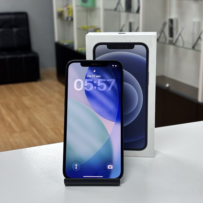 iPhone 12, 64 гб