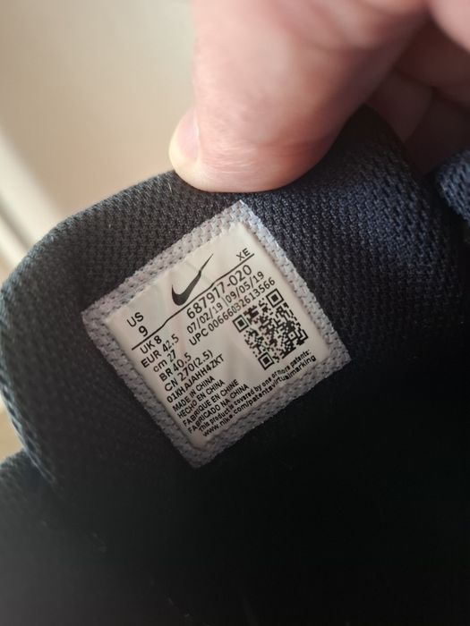 Nike air max маратонки 42 номер.
