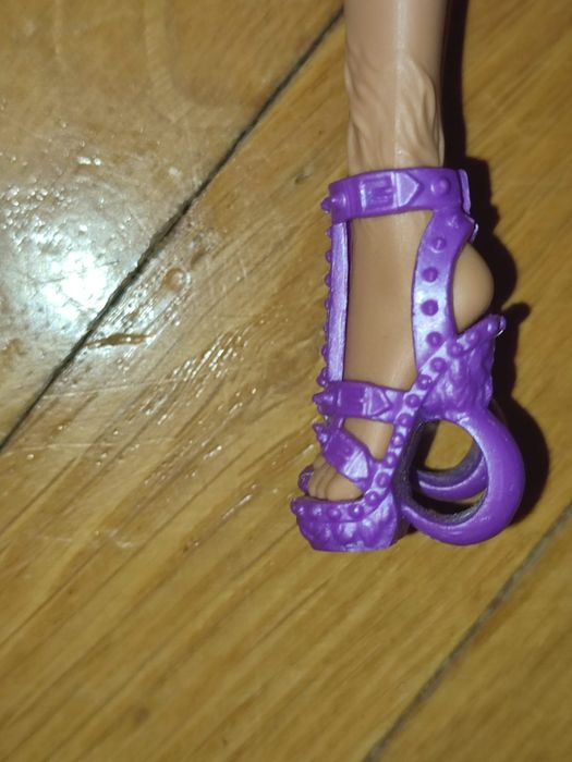 Papusa Monster High fight the fright away clawdeen doll