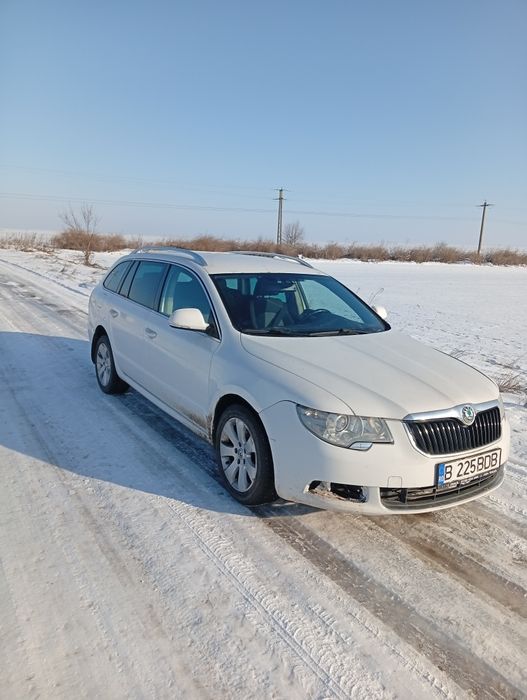 Vînd Skoda Superb