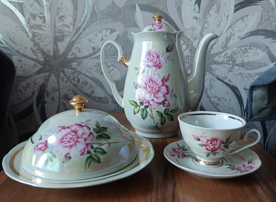 Кофейно-чайный сервиз