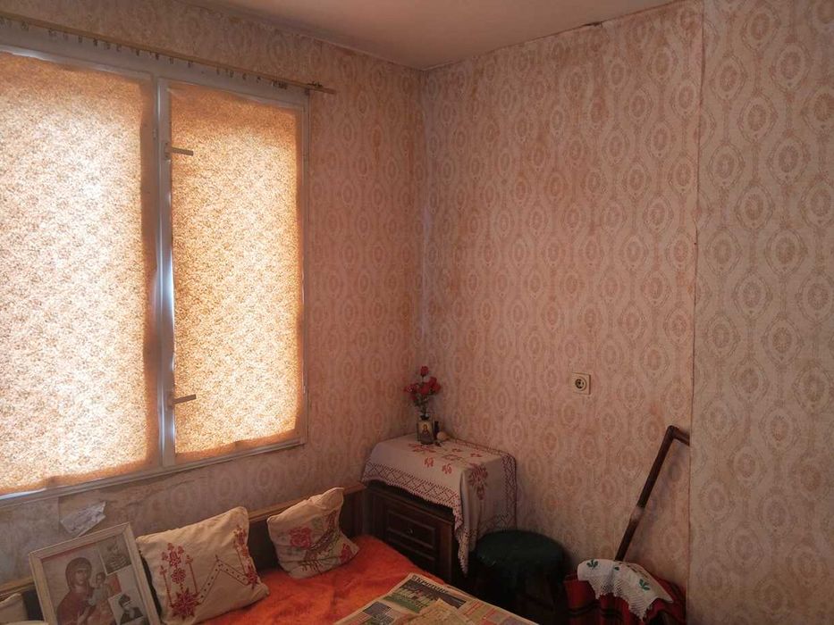 Масивна къща за постояно живеене Расник