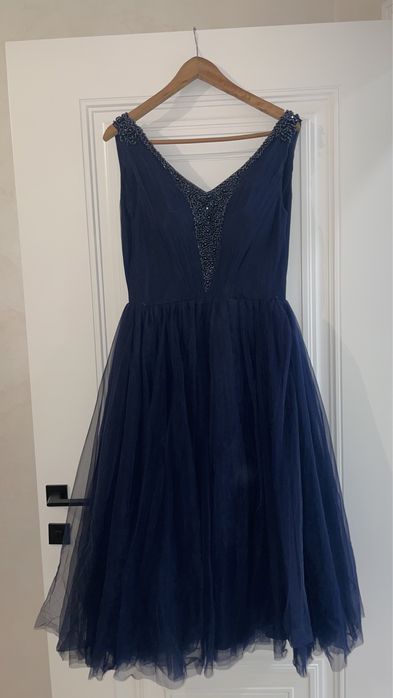 Воздушное вечернее платье синего