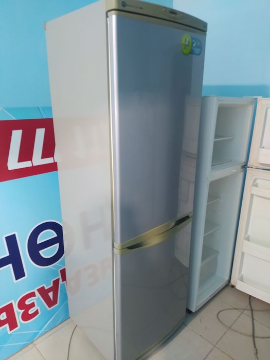 Продам холодильник LG