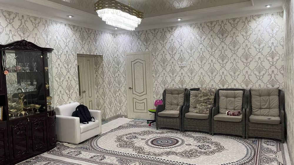 To'ytepada 5 xonali 6 sotix uchastka sotiladi