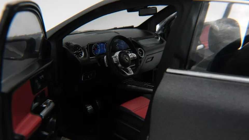 Mercedes-Benz GLA class/ Diecast 1:18