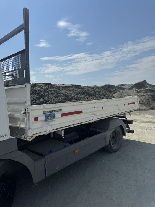 Vand -Nisip ,sort ,piatra , piatra concasata , beton etc