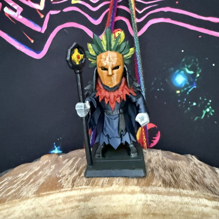 Фигурка на Духа Шаман – Ритуално активиран Оберег за Защита