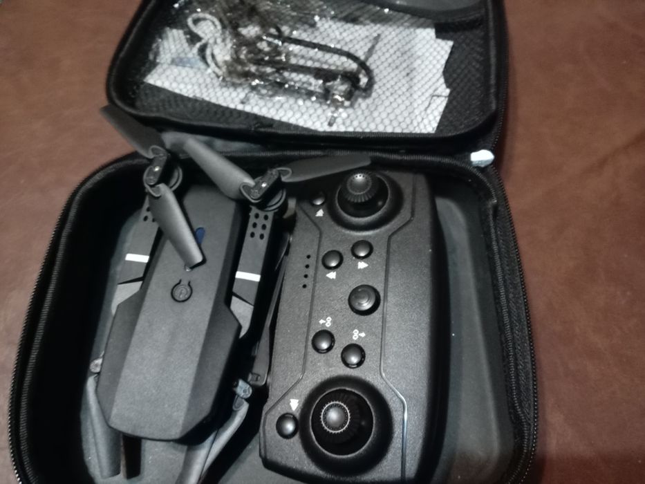 Дронове с камера